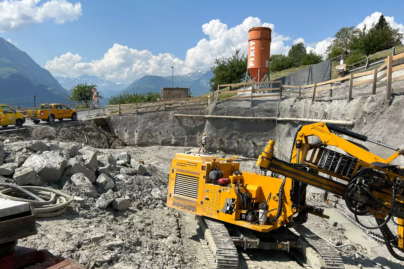 Baugrube, 30 m lange Nägel