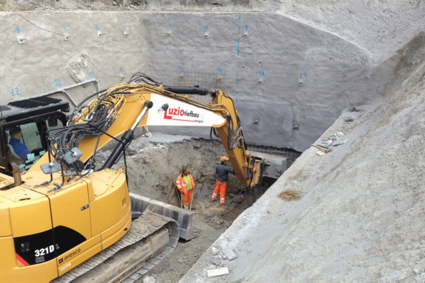 Abbruch und Wiederaufbau MFH, Valbella: Baugrube