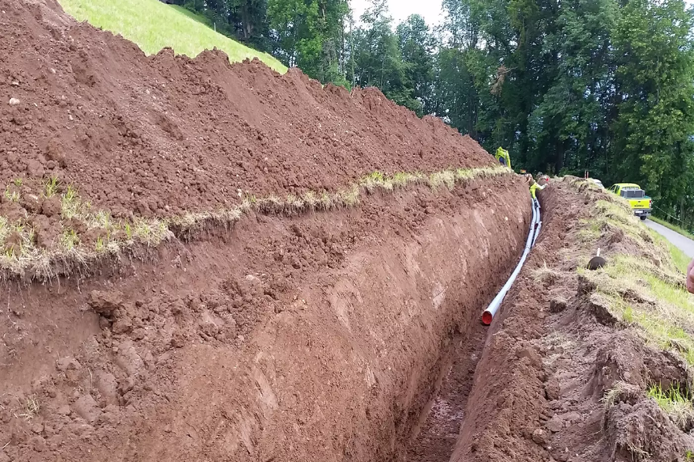 16 kV Leitung Zentrale Gödis - TS Grüebli: Rohrblock im felsfreien Bereich