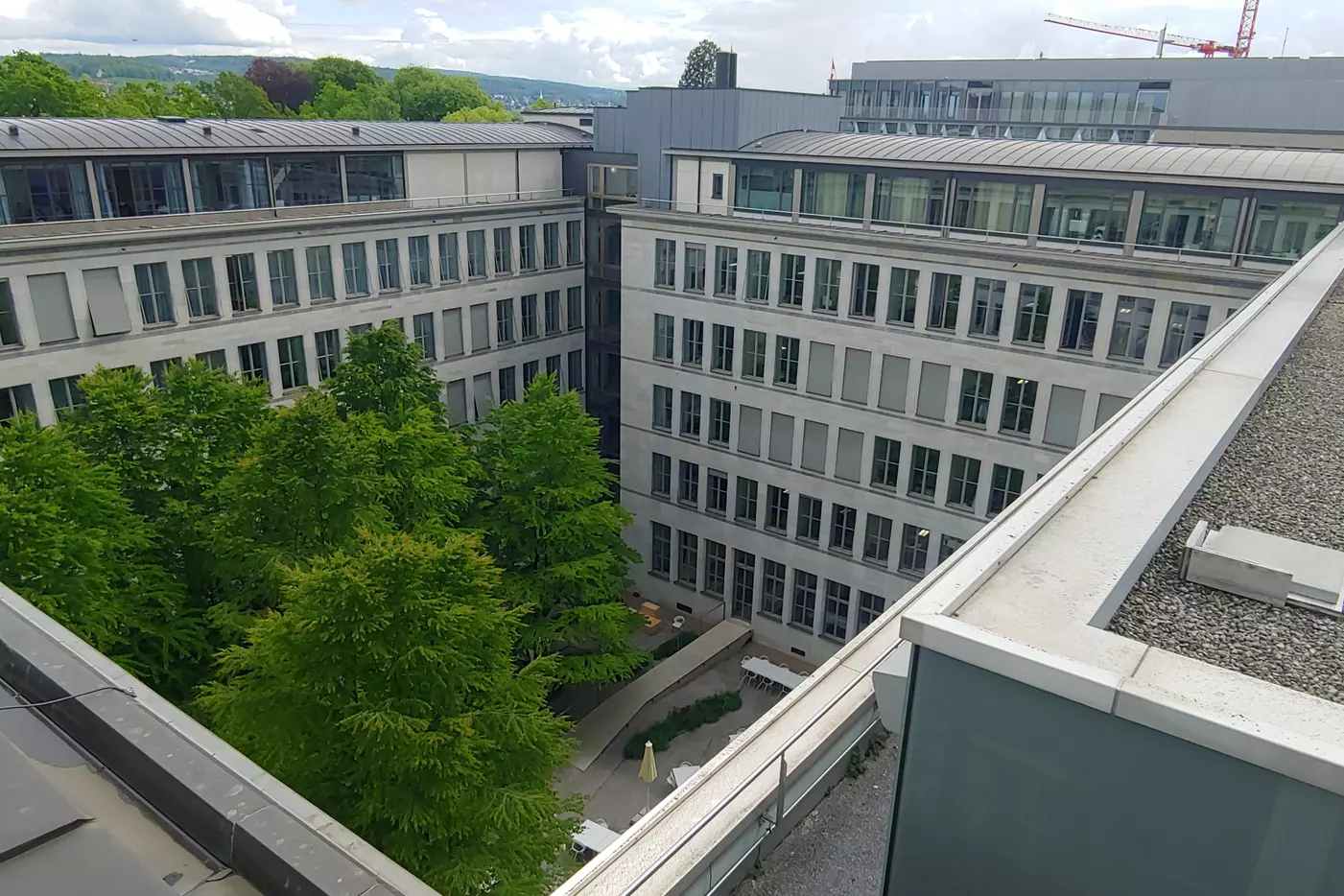 Generalagentur Swiss Life am General-Guisan-Quai 40, Zürich