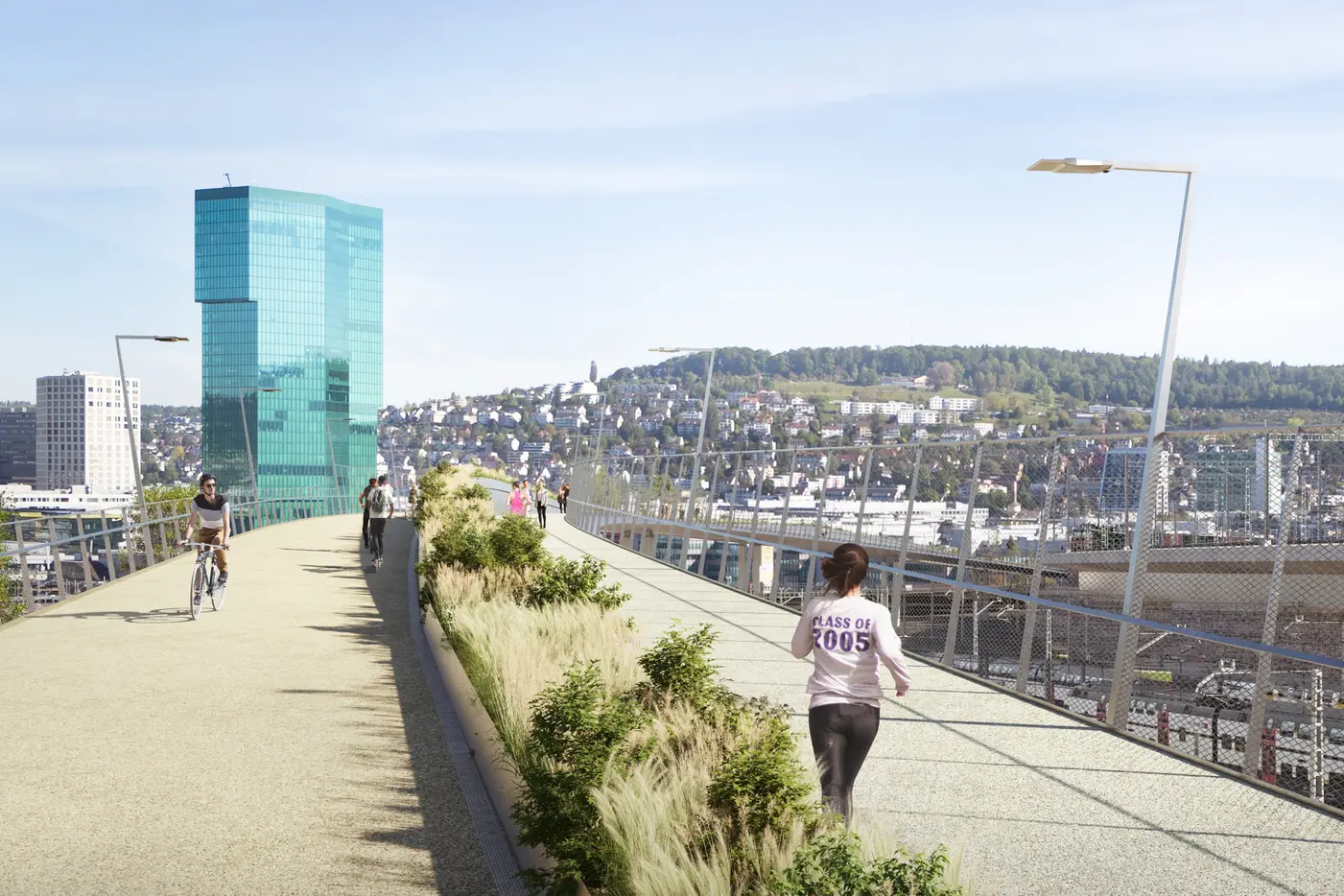 Moderne Fahrrad- und Fußgängerbrücke mit Stadtansicht und blauen Himmel.