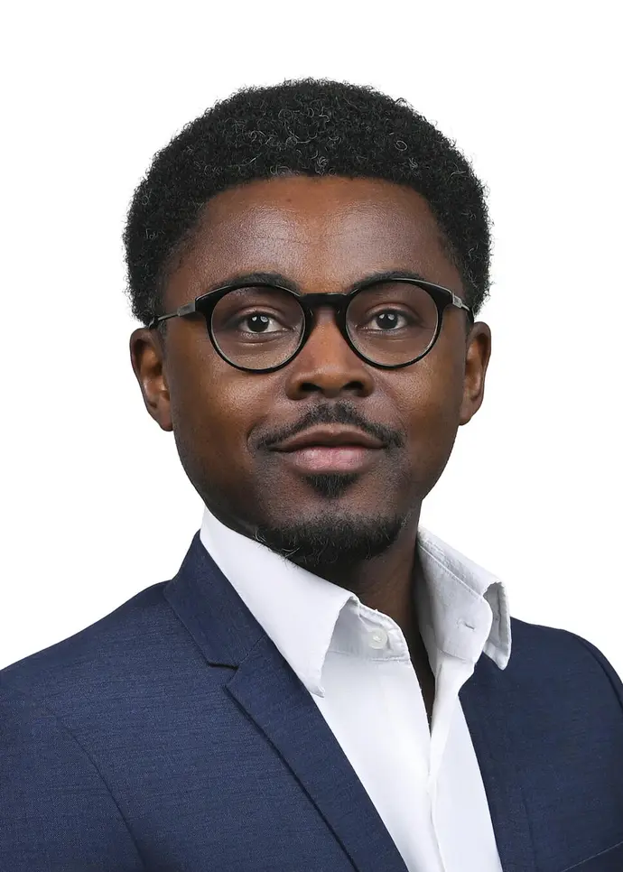 Elvis Owusu